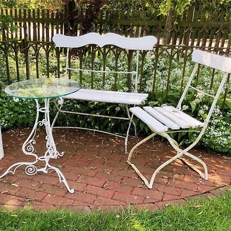 Huettblek بيت ضيافة *