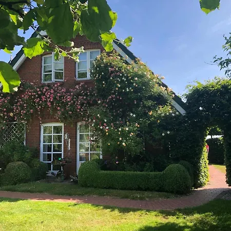 بيت ضيافة Huettblek *